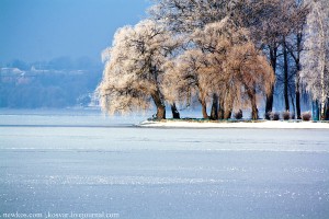 озеро-зима