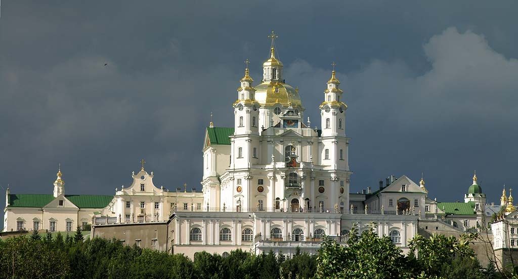 Почаївська лавра – православна святиня християн (ФОТО)