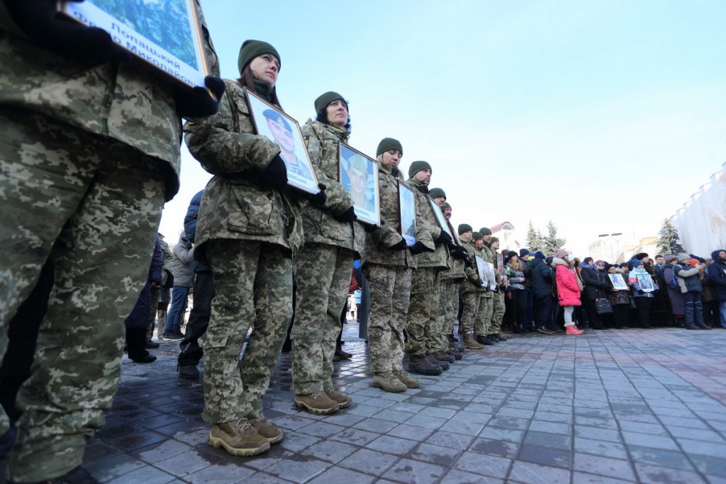 Мітингом-реквієм вшанували Героїв Небесної сотні у Тернополі
