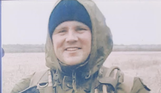 "Знати правду!": родич загиблого бійця з Тернопільщини публ..., фото-1 "Знати правду!": родич загиблого бійця з Тернопільщини публічно звернувся до Зеленського (ФОТО), фото-1