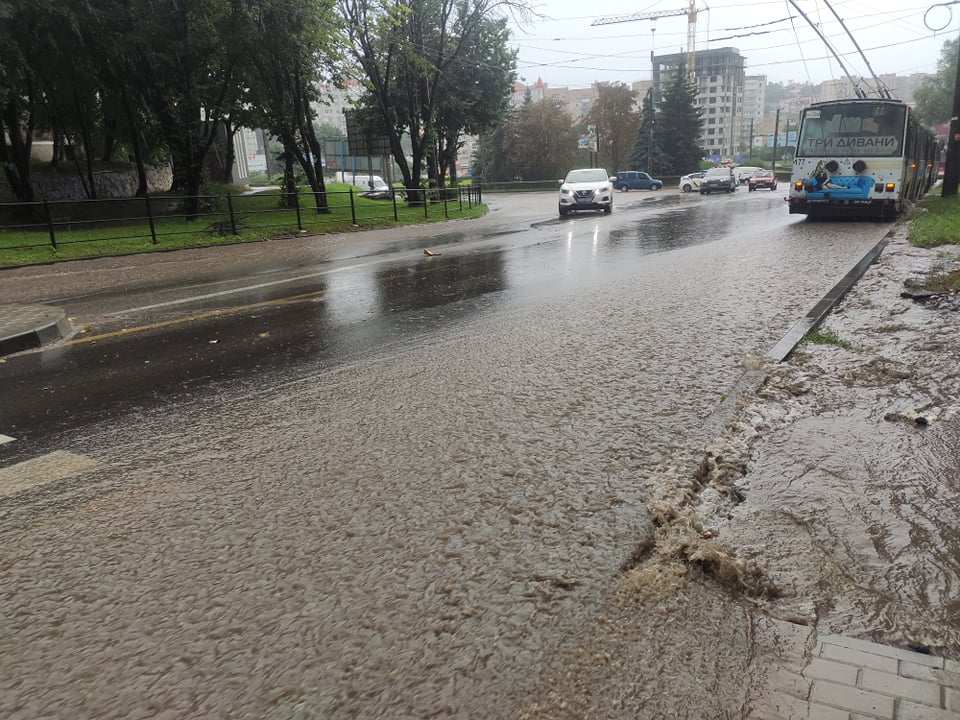 фото Тернополя після дощу