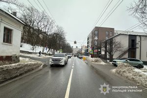 У Тернополі дві жінки потрапили під колеса автомобілів