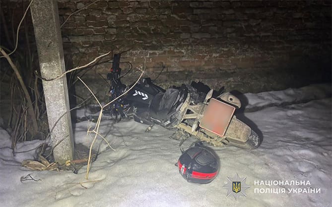 На Тернопільщині внаслідок ДТП загинув 19-річний мотоцикліст