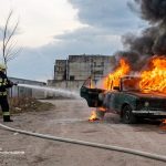 горить авто