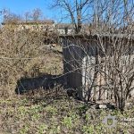 закинута будівля