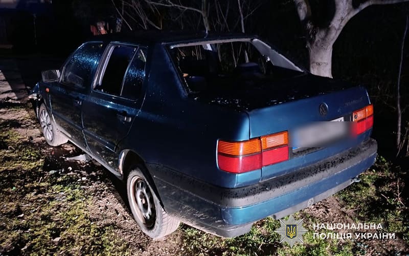 У Бучачі чоловік підірвав гранату у салоні автомобіля