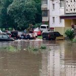 У Тернополі внаслідок сильної зливи підтопило вулиці та житлові будинки