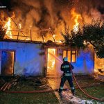 У Чортківському районі горіла господарська будівля