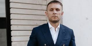 Артем Ляшанов