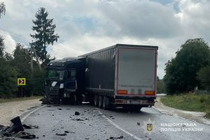 аварія вантажівка